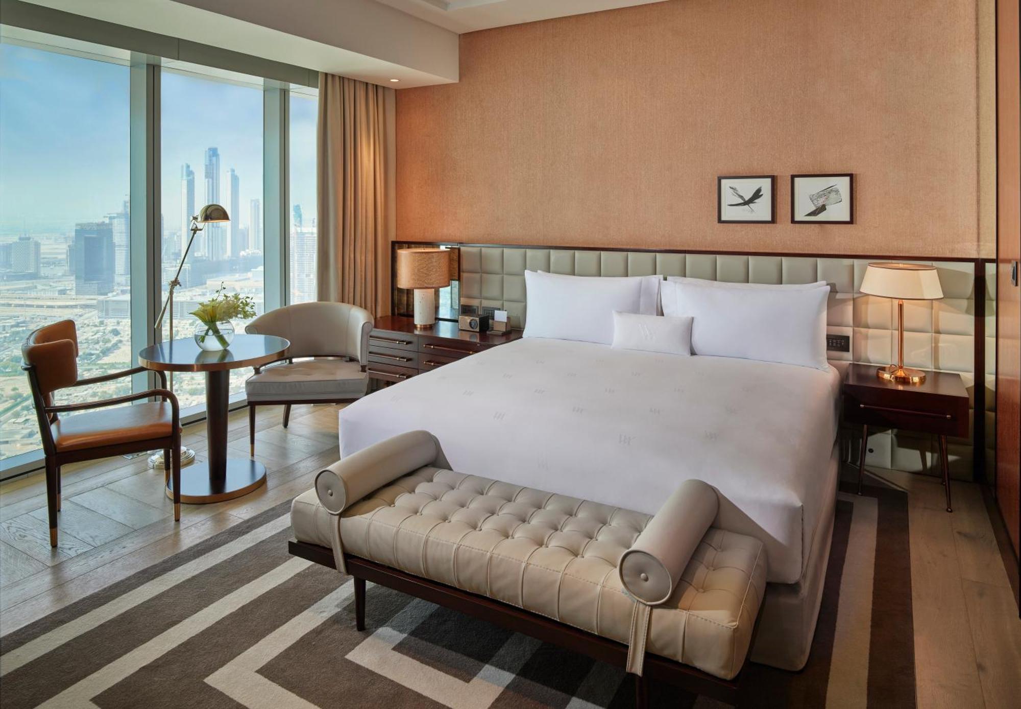 Waldorf Astoria Dubai International Financial Centre Hotel Exterior foto A bedroom at the Address Downtown Hotel